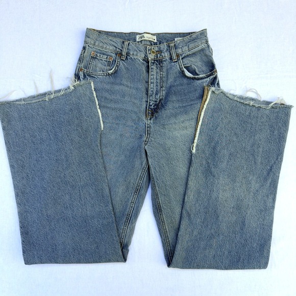Zara Denim - Zara Wide Leg Flare the 90s Full Length Light Medium Blue Women's Jeans Size 6